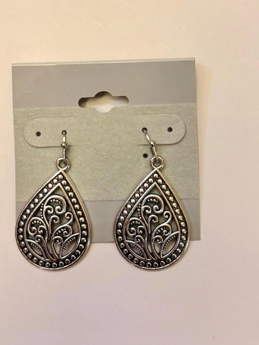 Intricate Teardrop Filigree Dangle Earrings - Silver Tone